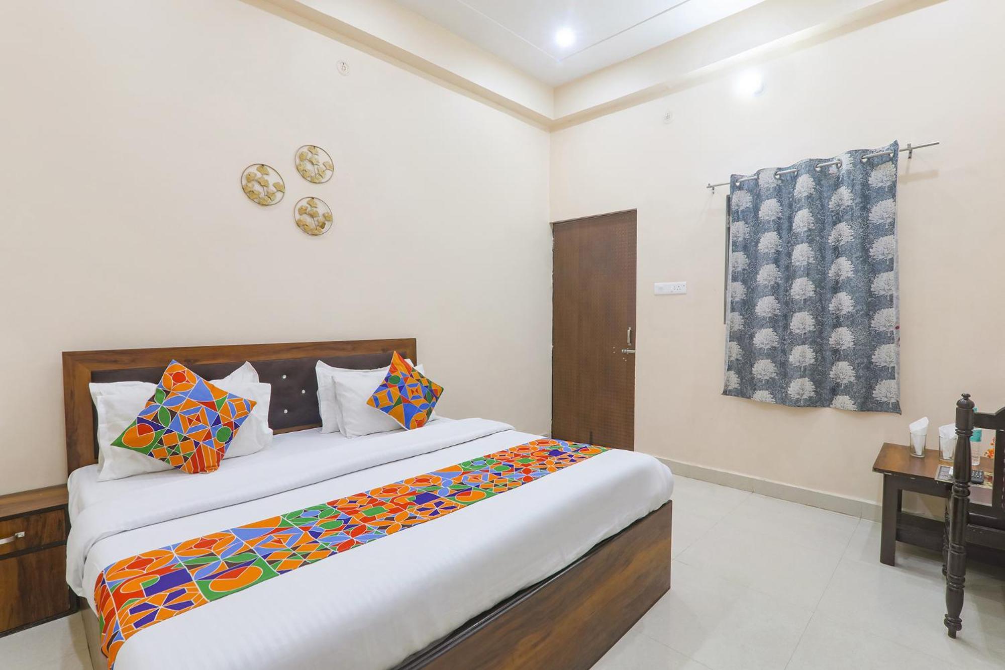 Ayodhya Fabhotel Rk Palace מראה חיצוני תמונה