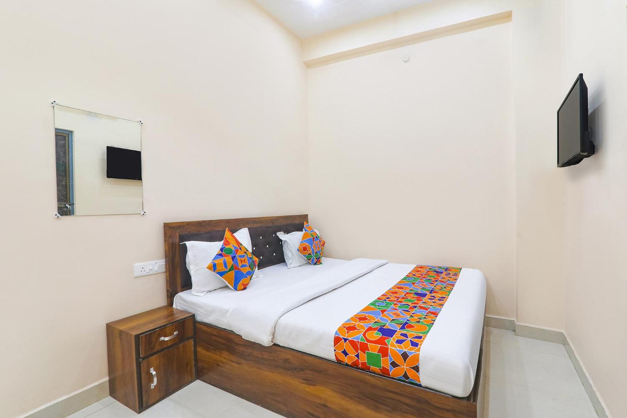 Ayodhya Fabhotel Rk Palace מראה חיצוני תמונה